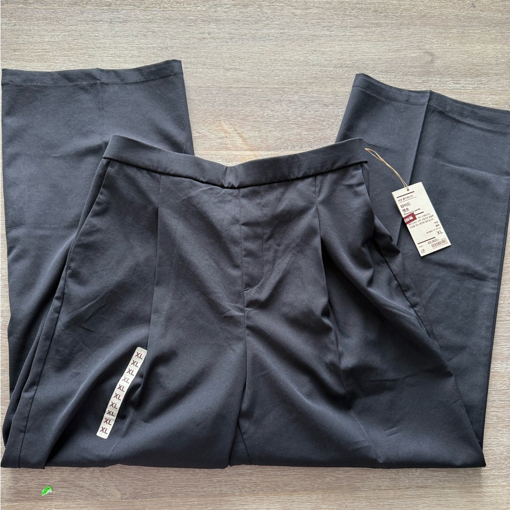 Muji Women’s Classic Black Wide Leg Slacks